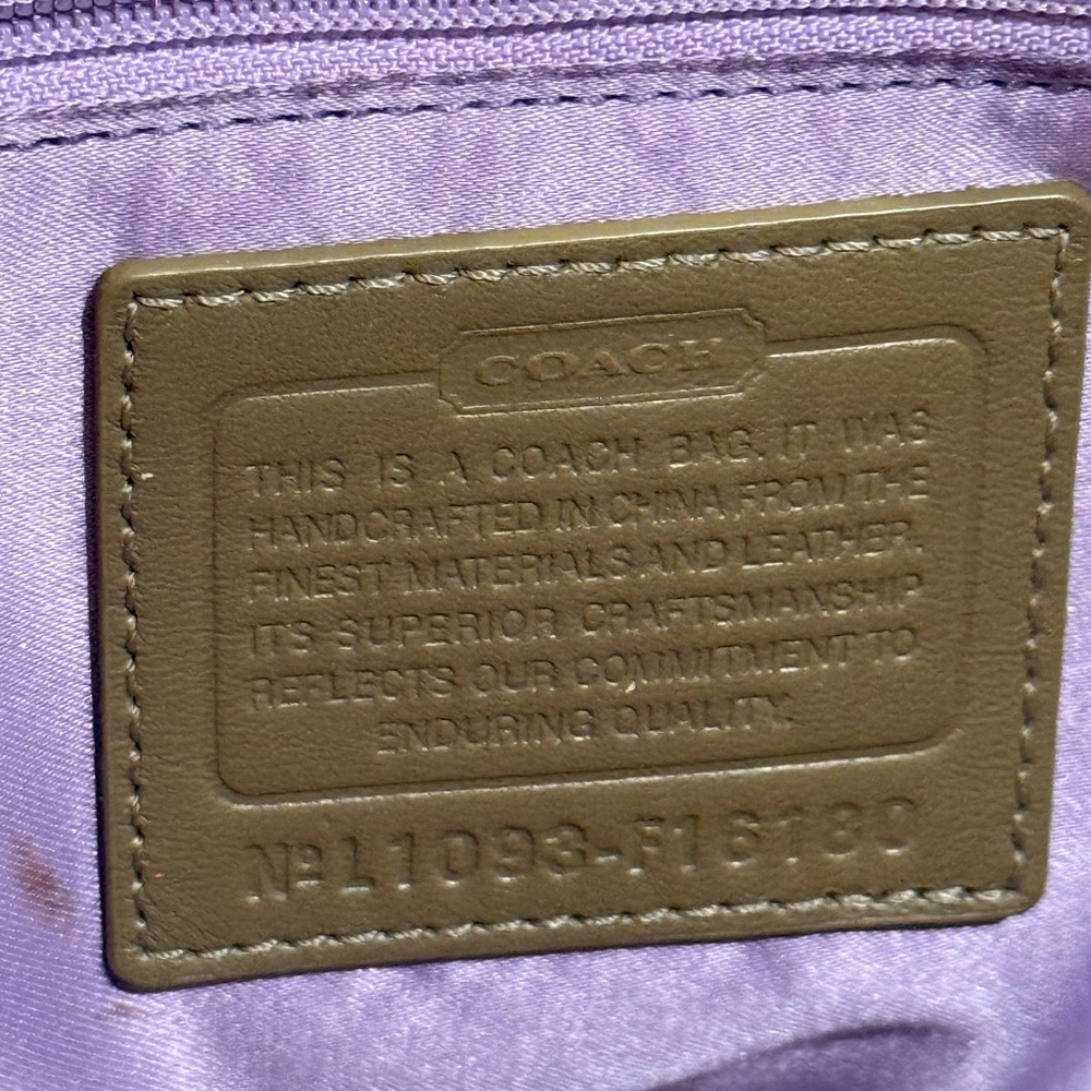 Y2K Coach Gold Leather Embossed Patchwork Tote - Picture 15 of 16